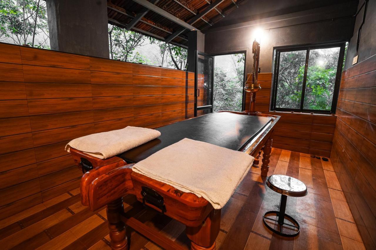 Holistic Stay Eco-Resort & Ayurvedic Retreat Paithalmala ภายนอก รูปภาพ