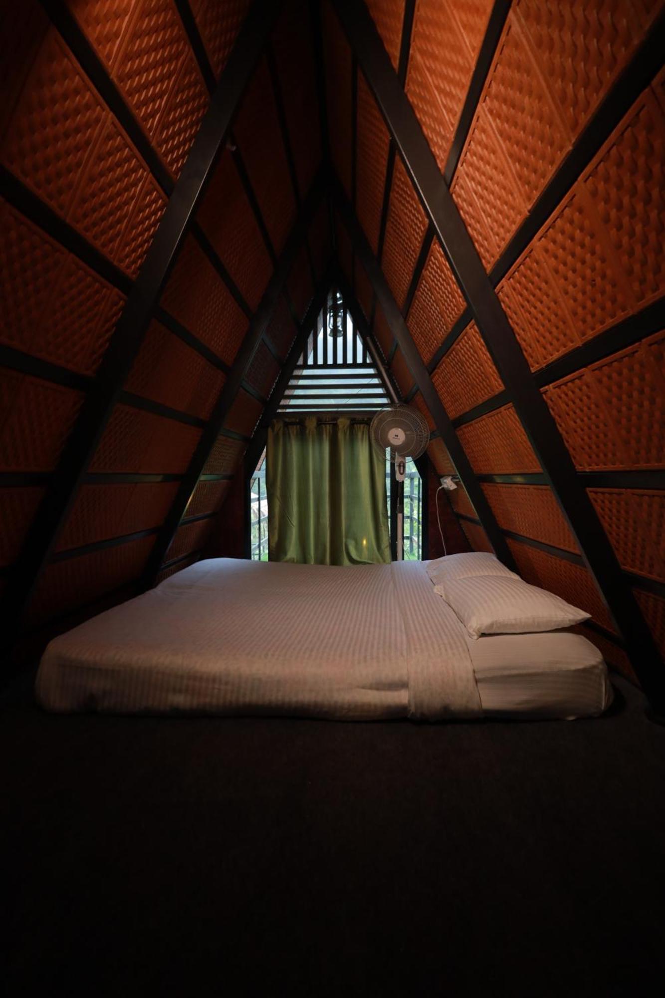 Holistic Stay Eco-Resort & Ayurvedic Retreat Paithalmala ภายนอก รูปภาพ