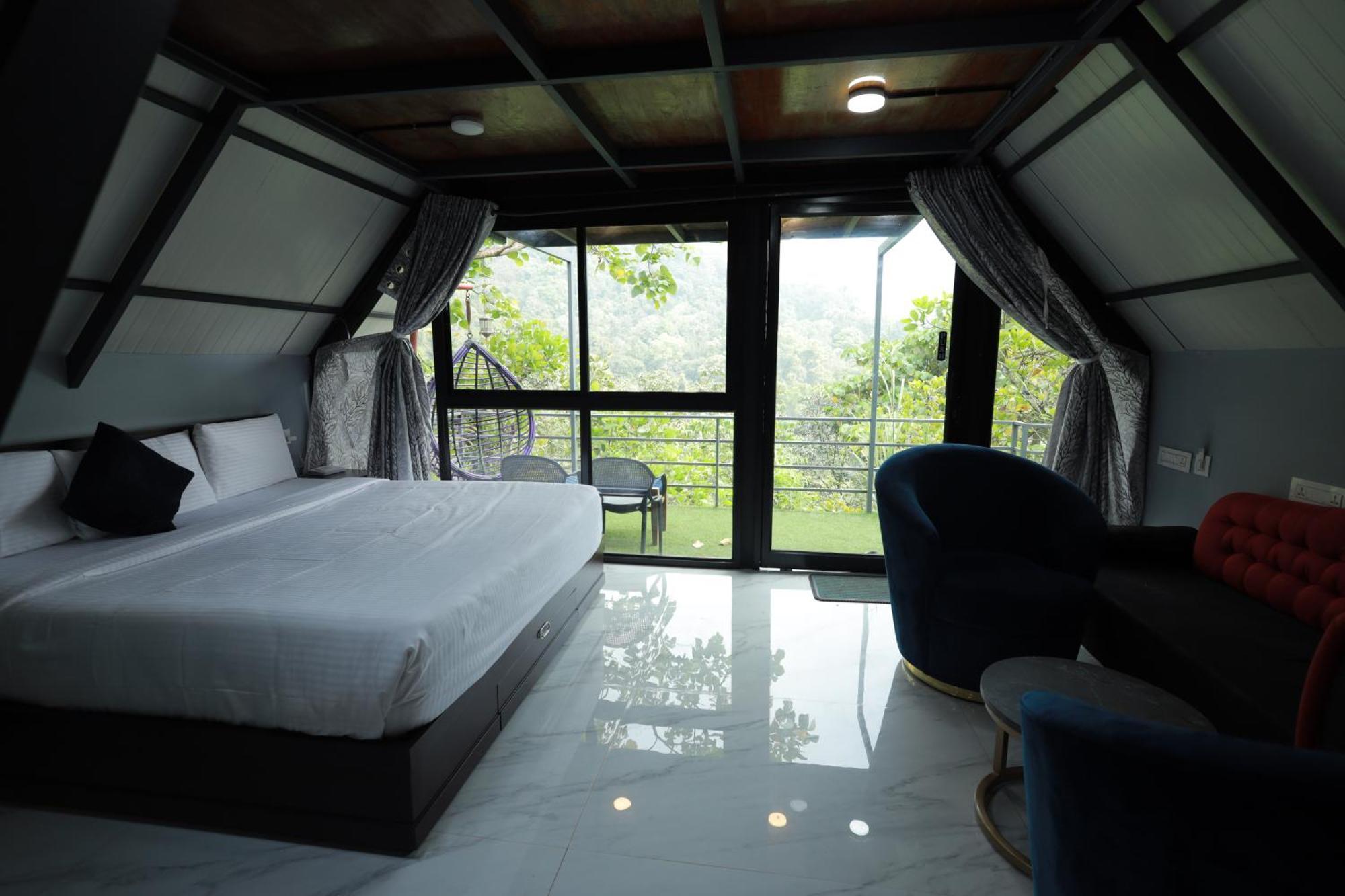 Holistic Stay Eco-Resort & Ayurvedic Retreat Paithalmala ภายนอก รูปภาพ